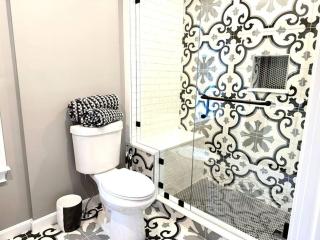 Luxury Farm Stay-Bonds Corner Bungalow-Wolf Pine Hollow - Hancock - 4