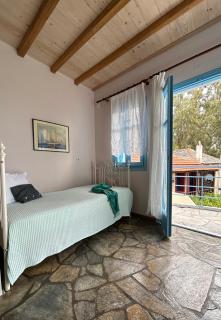 ELECTRA TRADITIONAL HOUSE - 5