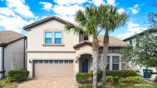 Elegant Orlando Home: Pool, Spa & Theme Parks - Kissimmee - 3