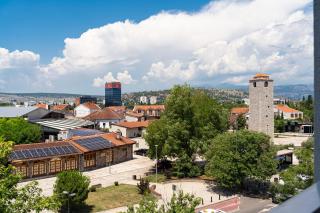 Clock Tower Lux Apartment - Podgorica - 6