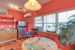 Walk to Indian Rocks Beach - Vibrant Condo - Clearwater Beach - 2