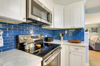 2 Mi to Bradenton Beach Water-View Home with BBQ - 2