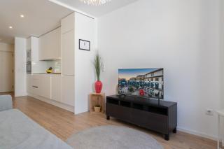 Host Wise - Charming Welcoming Flat - Centrally Located - Porto - 1