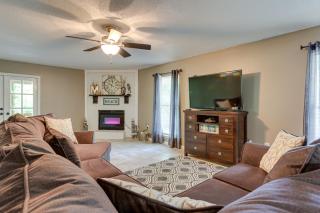 Peaceful Lucedale Hideaway on Private Acerage! - Lucedale - 7