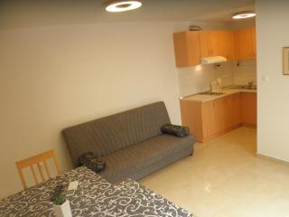Aleta Apartment II - 1