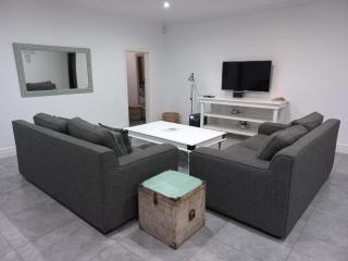 Lazy Days Apartments - Lambert's Bay - 8