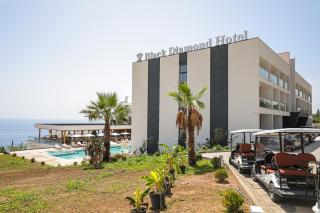Black Diamond Hotel Dhermi - Dhërmi - 9