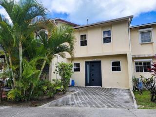 Aqua Videre - Cozy 2 Bedroom Villa, Jolly Harbour - Jolly Harbour - 4