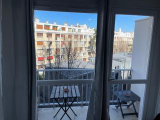 Studio pour 2 personnes avec Balcon Metro Marcel Sambat - Boulogne-Billancourt - 3