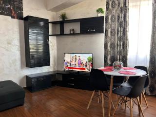 Twin Residence Five - Mamaia - 9