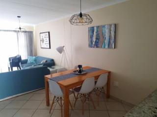 Salty Breeze Self Catering - Swakopmund - 9