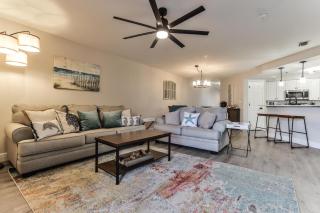 Stunning 2 Bedroom 2 Bath Oceanwalk Condo - New Smyrna Beach - 3