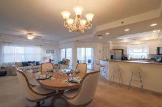 3 Bedroom 2 Bath Oceanwalk Condo With Estuary Views - New Smyrna Beach - 4