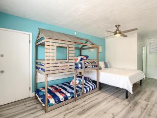 Pineapple Pad Studio At Coastal Waters 105 - New Smyrna Beach - 8