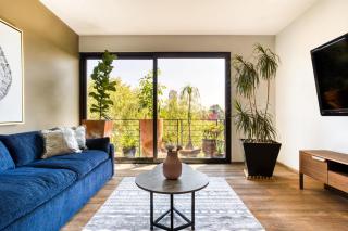 Chic PH Haven with rooftop, Condesa 2BR By Tasman - Mexico City - 6