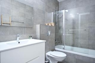 Beauty 1BR in front of the beach by HolyGuest - 1