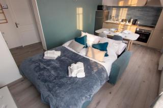 Cocon d'Hiver - Netflix & Wifi - Parking Gratuit - check-in 24H24 - Kit Bébé Inclus - Emplacement Vélos - GoodMarning - Chalons en Champagne - 1
