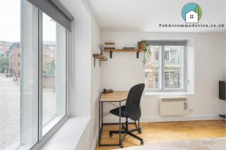 Central Apt-2Bed 2Bath-AC unit-By FabAccommodation - Bristol - 7