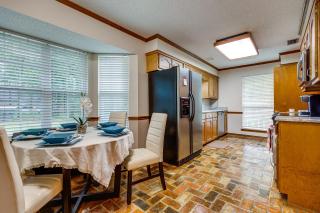 Dog-Friendly Alabama Retreat with Patio and Fire Pit! - Semmes - 2
