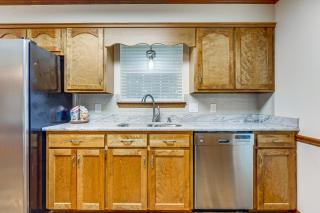 Dog-Friendly Alabama Retreat with Patio and Fire Pit! - Semmes - 1