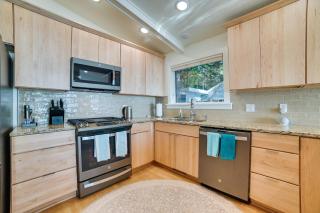 Higgins Lake House with Swimming Dock! - Roscommon - 2