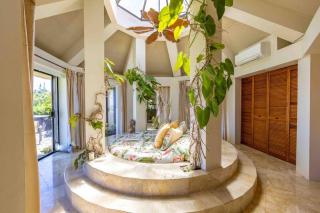 Waterfall House with Ocean Views in Haiku, Maui - Huelo - 9