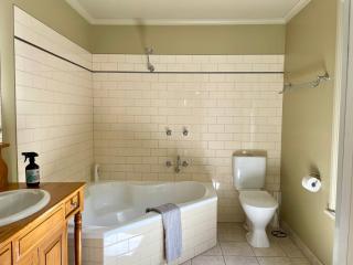 Barnard street Cottage - Bendigo - 1