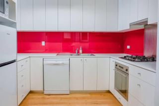 Modern Boutique CBD 2BR 1st Floor Apt - Canberra - 7
