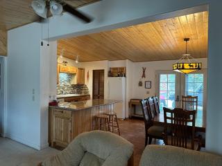 Long Shot Cabin - Red River - 8