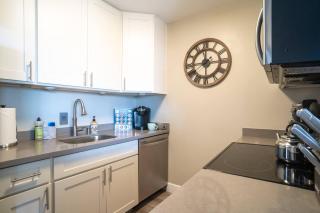 Sunny and Soothing Oceanfront Vistas - Kihei - 4