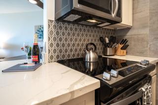 Modern and Relaxing Oceanfront Vistas - 3