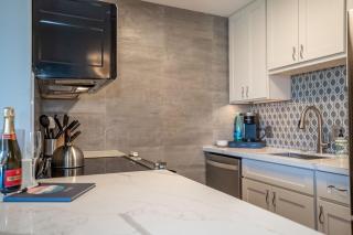 Modern and Relaxing Oceanfront Vistas - 2