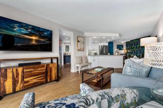 Modern & Polished Oceanfront Vistas - 9