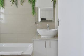 Charming Central Sea Point Haven 50m to Ocean - Cidade Do Cabo - 1