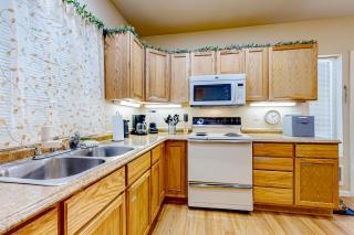 Cedars Hideaway B - 2