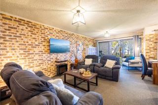 Bay Parklands 27 2 Gowrie Ave pool tennis court spa and views - Nelson Bay - 6