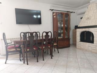 Villa Kadinela, 200m from Kamenjak, huge quiet garden with barbecue, 2 new kitchens - Premantura - 4