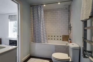 1 bed Townhouse in Battersea close to River Thames - London - 4