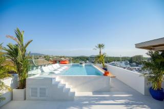 4BR Penthouse Royal Marina: Private Rooftop Pool with 360° View - Ban Bang Khu - 9