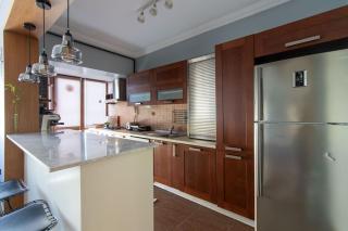 Exclusive Vibrant 3BR Duplex w Terrace in Kadıköy! - 8