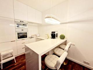 Luxury Princessa Apartment & garage & cable tv channels - 9