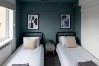 Chic 3-Bed Hideaway Steps from Cromer Beach - 3