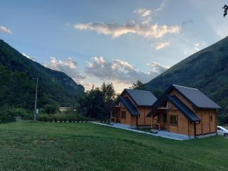 Riverland Cottage 1 - 1