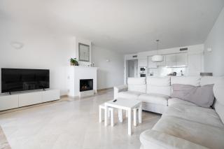 Front-line garden apartment in Palm Beach, Marbella - Marbella - 7