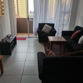Sea Lover's Holiday Flat - Durban - 5