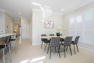 Rousehill Sweet Spacious 4BR Quiet House - Riverstone - 9