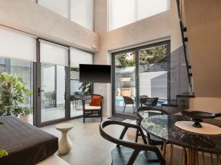 Grand Residences - 8