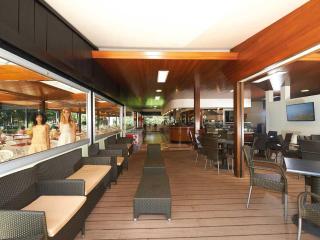 Sunny Chalet in Baia Domizia - 2