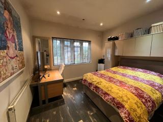 The Caduceus- Residence - Chertsey - 4