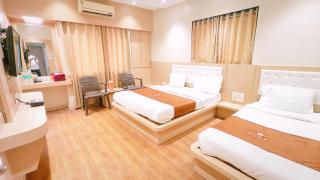 Hotel Yog Palace Newly Renovated - Shirdi - 1